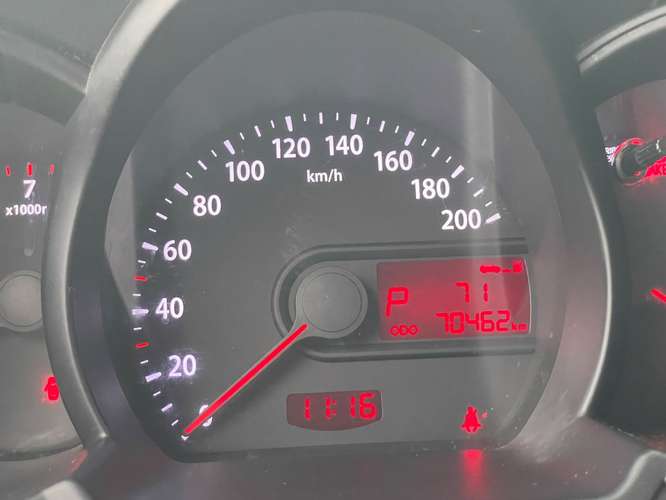 Kia Picanto 2013 automático | 70,000