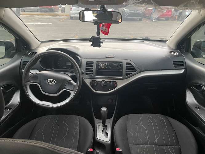 Kia Picanto 2013 automático | 70,000