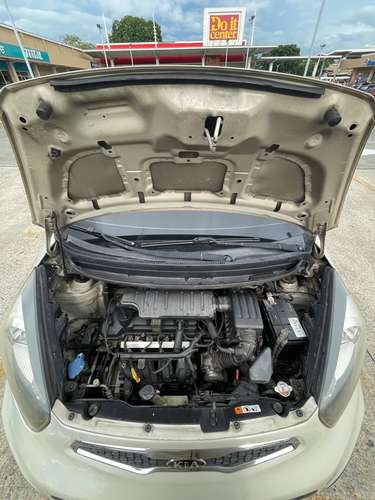 Kia Picanto 2013 automático | 70,000