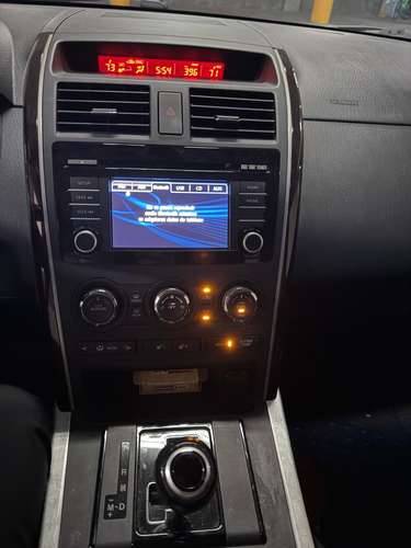 Se vende Mazda CX-9 AWD, color gris oscuro, SUV espaciosa, cómoda y elegante, ideal para uso familiar o diario.