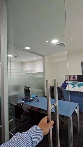 Espectacular y valiosa oficina con mobiliario italiano 70 mts de comfort - Imagen 15