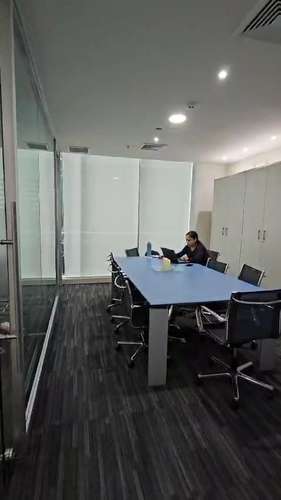 Espectacular y valiosa oficina con mobiliario italiano 70 mts de comfort - Imagen 8