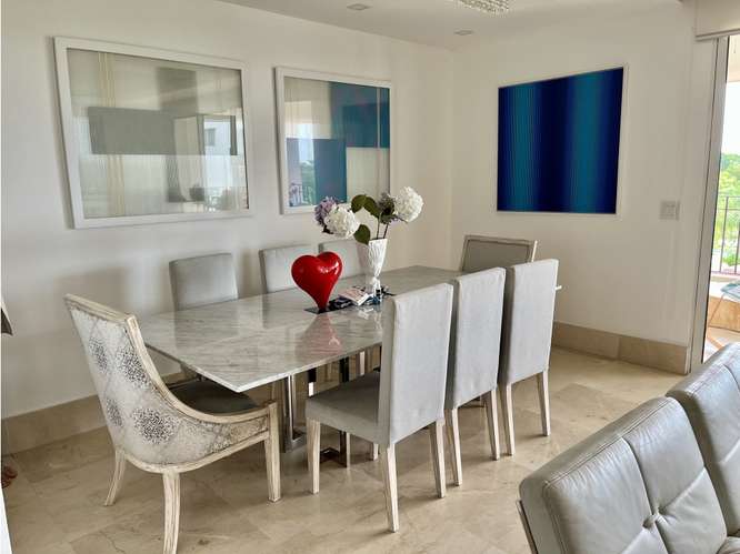 Apartamento en Santa María con terraza y espacios excepcionales - Imagen 8