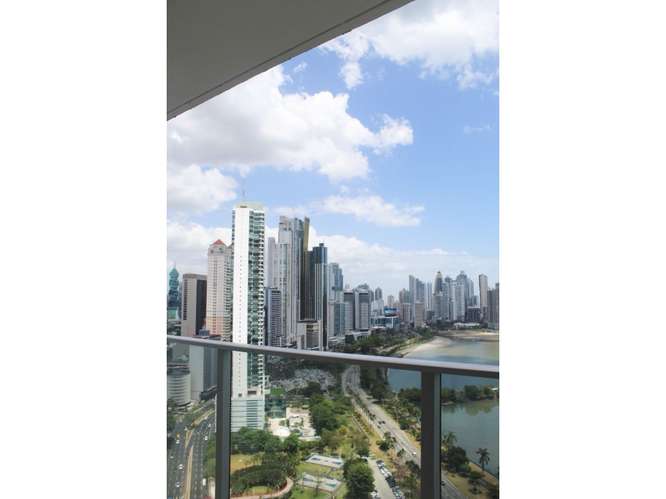 ALQUILER DE APARTAMENTO EN PH WHITE - Imagen 17