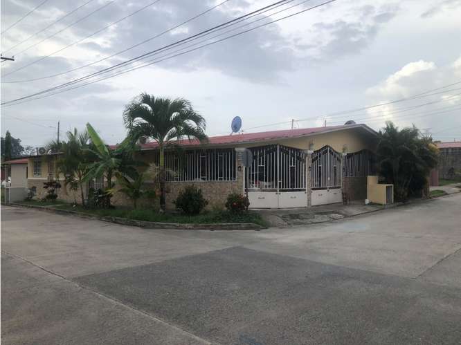 venta de Casas en Urbanización Praderas de San Lorenzo (Ke)