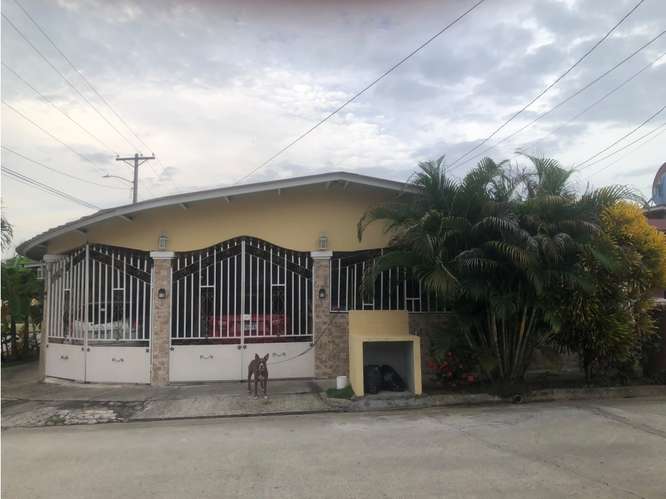 venta de Casas en Urbanización Praderas de San Lorenzo (Ke)