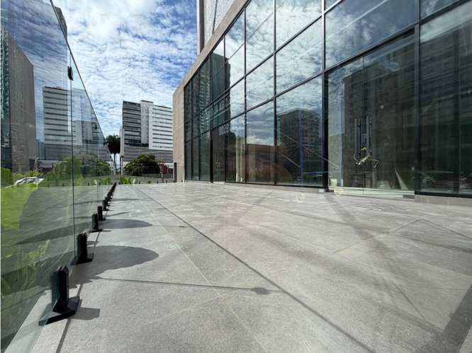 LOCAL COMERCIAL ALQUILER - SAN FRANCISCO - THE HUB - Imagen 4