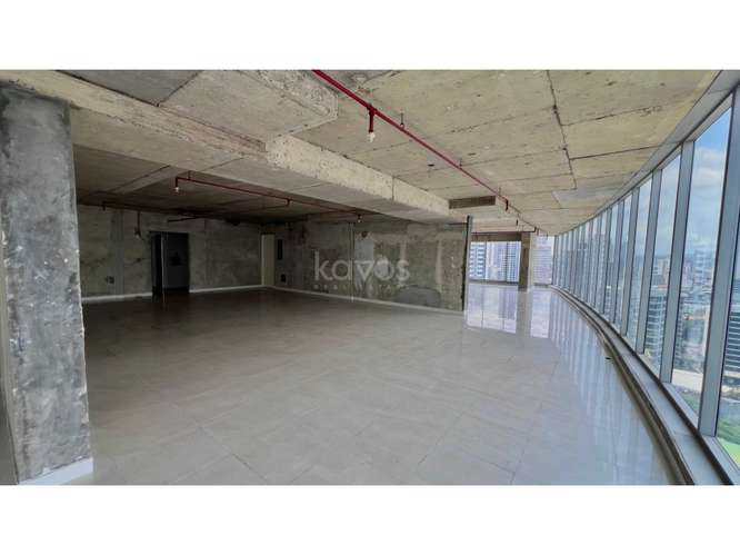 VENTA DE OFICINA EN CALLE 50 | SEMI-REMODELADA - Imagen 10
