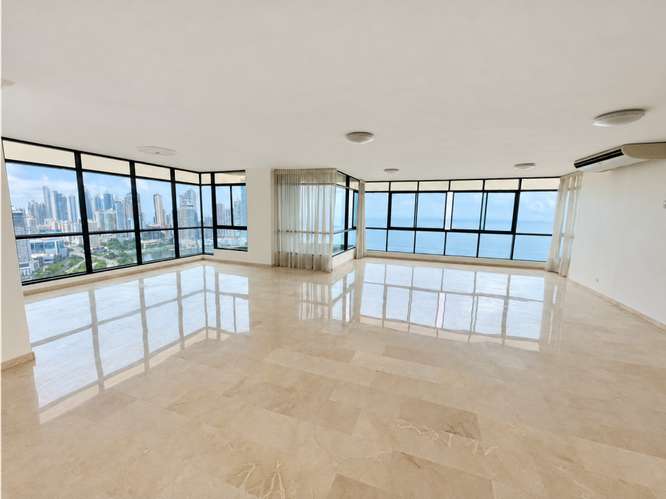 VENDO APARTAMENTO AVENIDA BALBOA MIRAMAR