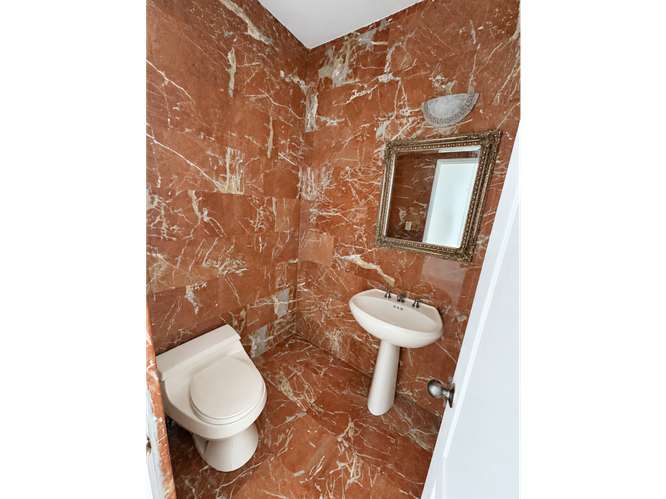 VENDO APARTAMENTO AVENIDA BALBOA MIRAMAR