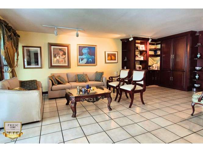 En venta casa en El Cangrejo - Imagen 2