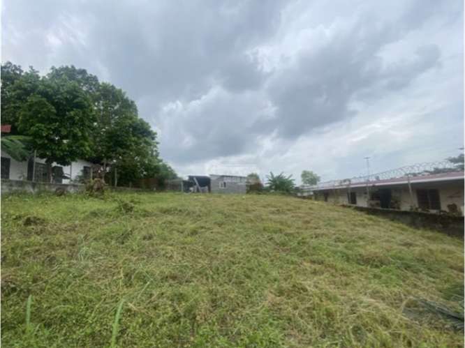 SE VENDE TERRENO 600M EN 24 DE DICIEMBRE VILLA MARTA AREA RESIDENCIAL - Imagen 12