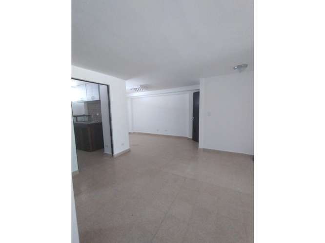 SE ALQUILA LOCAL COMERCIAL EL CANGREJO 100M 2 BAÑOS EN PLANTA BAJA