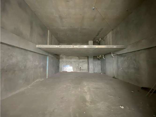 SE ALQUILA LOCAL COMERCIAL 217M VIA BRASIL CITY MALL EN PLANTA BAJA