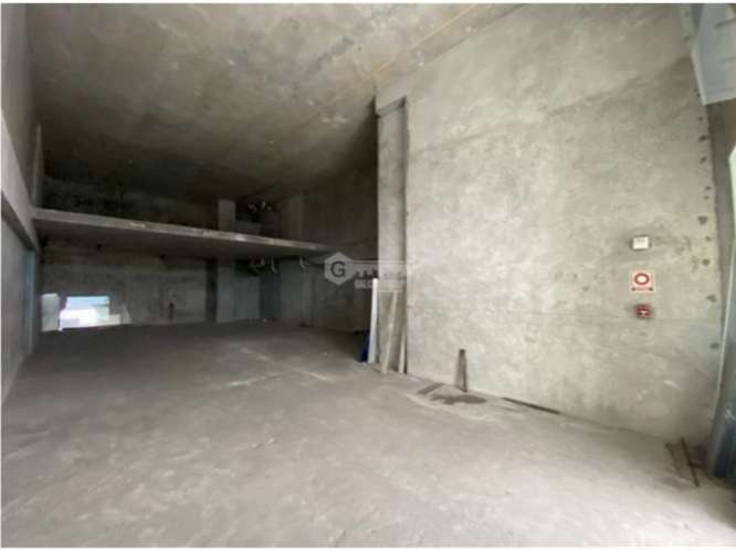 LOCAL COMERCIAL / VIA BRASIL / 217 M2 / CITY MALL  / PLANTA BAJA
