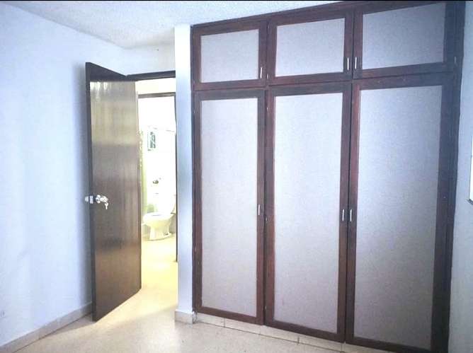Alquilo lindo apartamento vacío , en Carrasquilla  - Imagen 8