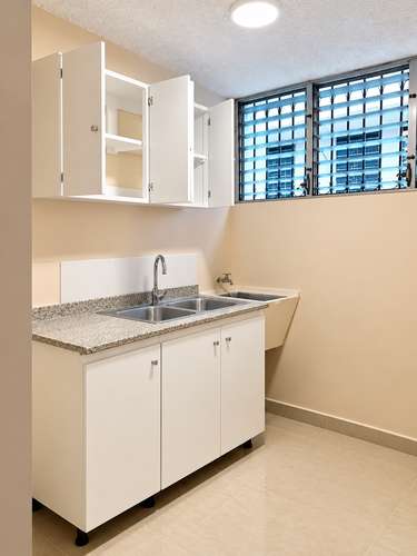 Alquilo lindo apartamento vacío , en Carrasquilla  - Imagen 2