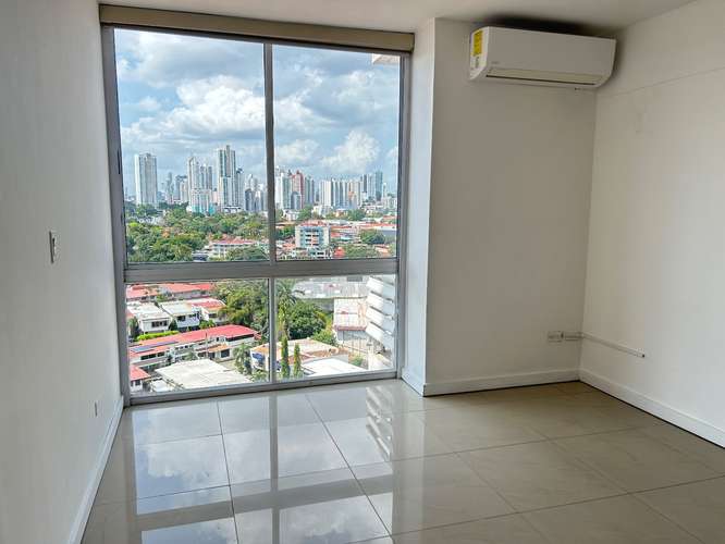 PH Bahía del Golf: apartamento amueblado de 98 m² con balcón y vista a las montañas en Coco del Mar - Imagen 8