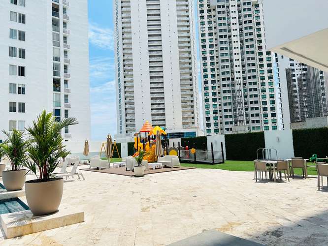 PH Bahía del Golf: apartamento amueblado de 98 m² con balcón y vista a las montañas en Coco del Mar - Imagen 13