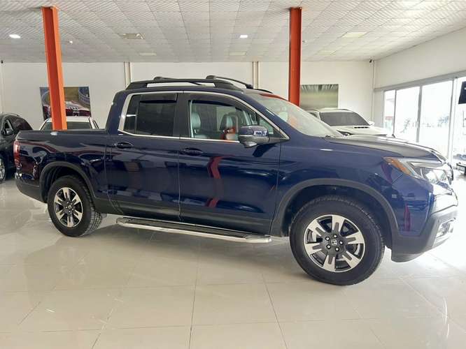 2019 Honda Ridgeline AWD Solo 105,000 kms Automatica - Imagen 9