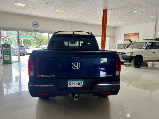 2019 Honda Ridgeline AWD Solo 105,000 kms Automatica - Imagen 10