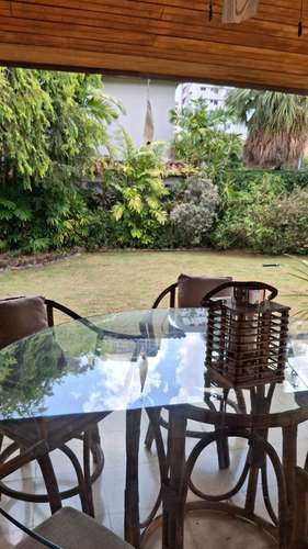 La Loma. 402mts 3r 2.5b Terraza patio $335,000.00neg