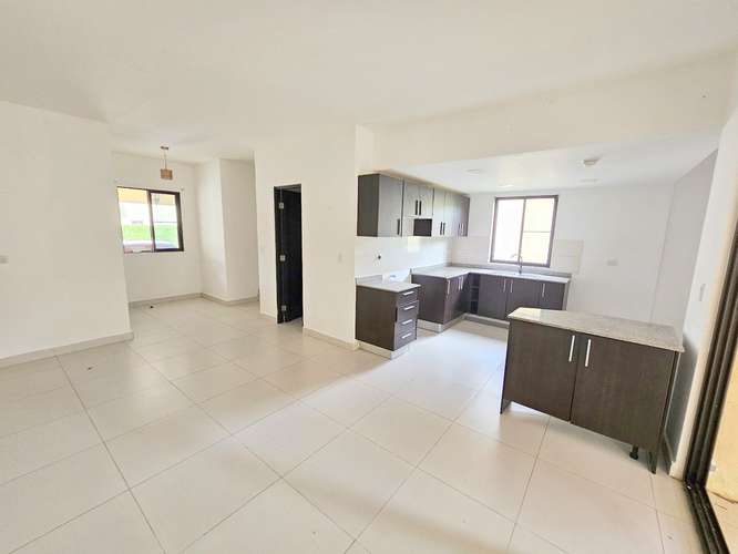 Venta de Casa en Woodlands Single Family - Panamá Pacífico. Haga una oferta - Imagen 2
