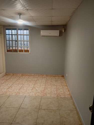 Se alquila casa amplia, en urbanización Nuevo - Imagen 6