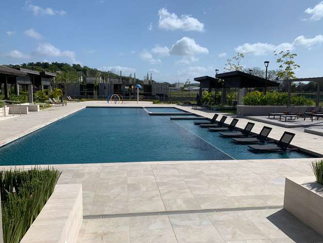 Vendo o alquilo espectacular apartamento en PH EXPLORA - Imagen 2