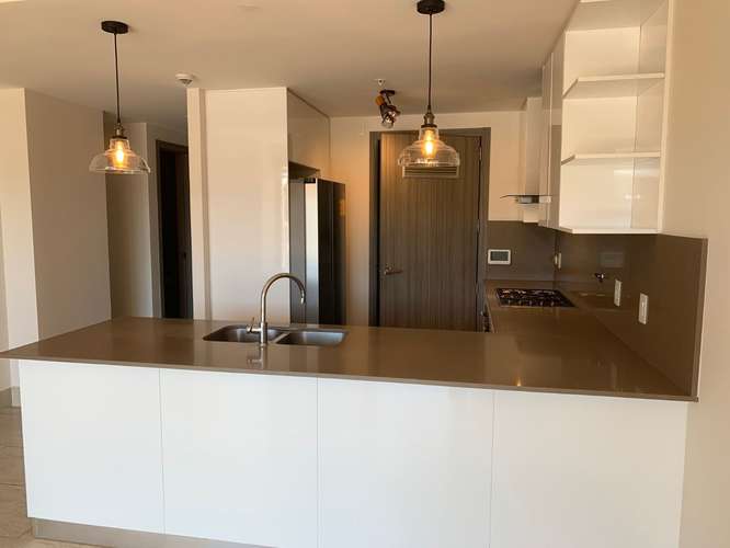 Vendo o alquilo espectacular apartamento en PH EXPLORA - Imagen 4