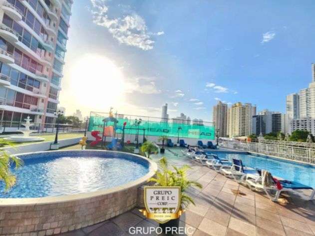 Se vende apartamento en San Francisco Bay vista al Mar