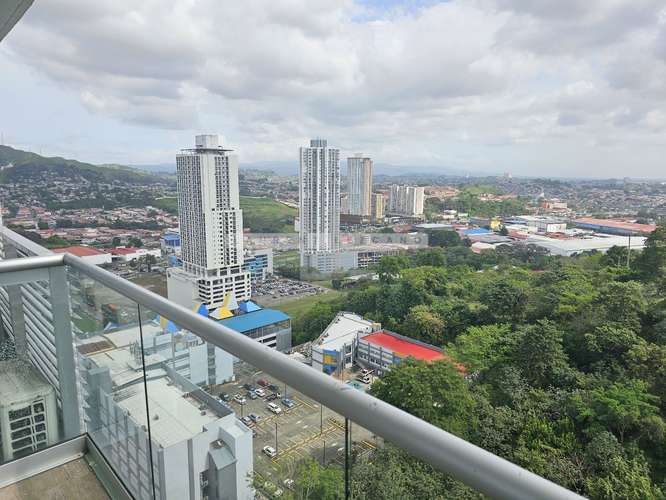 Vendo Apartamento en PH Sky Point de 3 habitaciones 2 parkings. Haga una oferta - Imagen 1