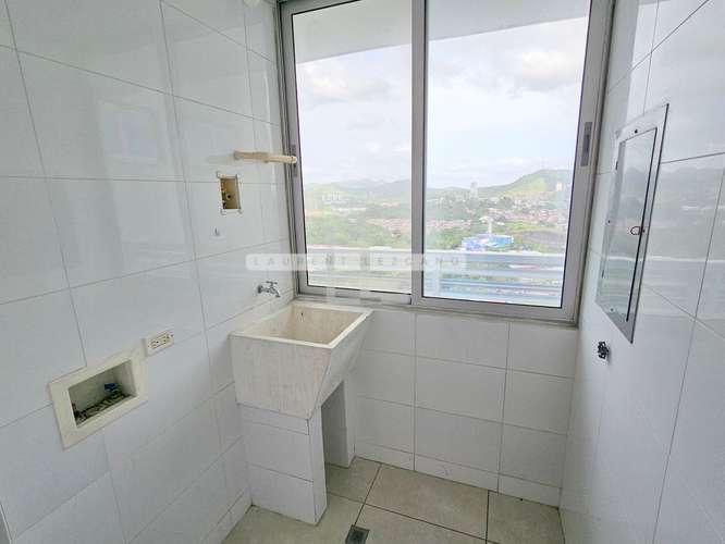Vendo Apartamento en PH Sky Point de 3 habitaciones 2 parkings. Haga una oferta - Imagen 16