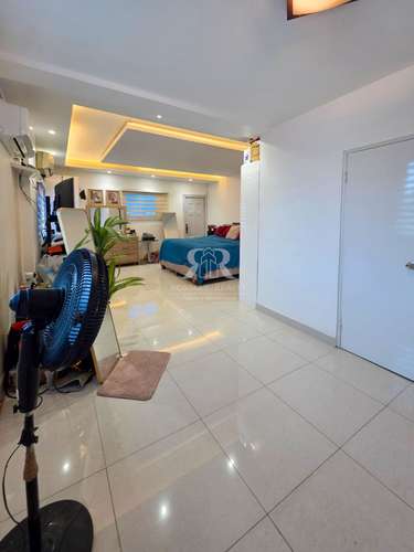 Casa en esquina en Chanis con paneles solares y anexo independiente - Imagen 12