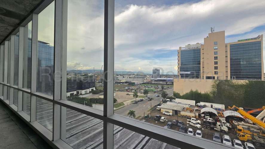 Oficina en Venta en Santa María Business District | 369 m², 12 Estacionamientos 27YCG3212 - Imagen 8