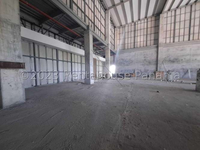  ¡ESPACIO EXCLUSIVO PARA CINE O TIENDA ANCLA EN COLÓN! | Atlantic Plaza – 4 Altos. PQ. - Imagen 4