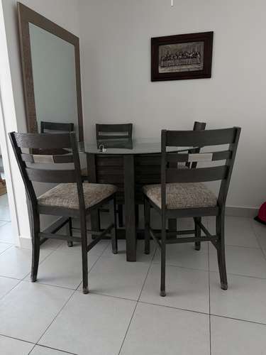 Comedor alto 4 puestos 