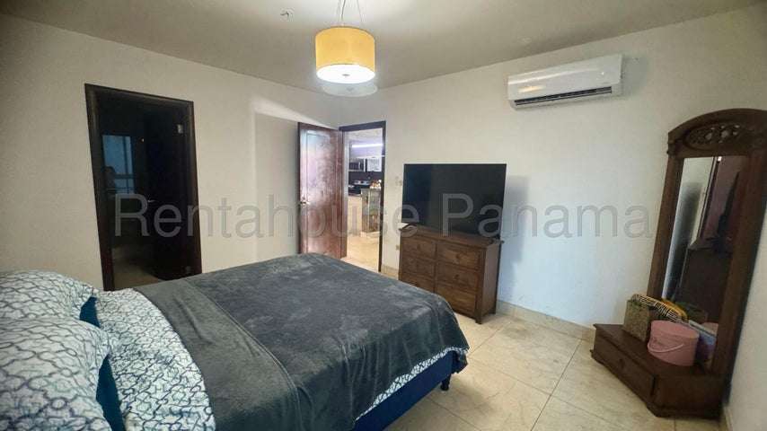 Venta de Apartamento Amoblado en Avenida Balboa, PH Villa del Mar 26LGG6386 - Imagen 18