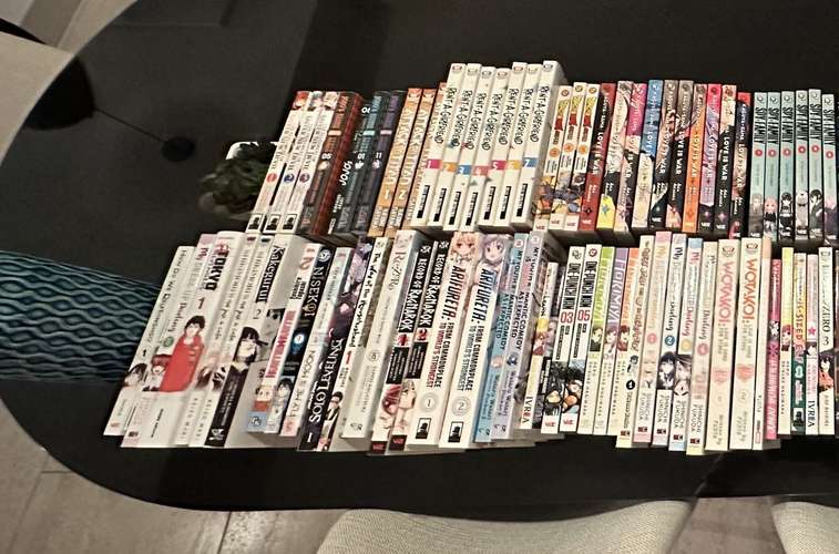 Colección de manga, aprox. 145 tomos: Jujutsu Kaisen, Chainsaw Man, Spy x Family y más - Imagen 2