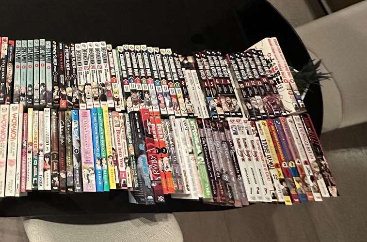 Colección de manga, aprox. 145 tomos: Jujutsu Kaisen, Chainsaw Man, Spy x Family y más - Imagen 3
