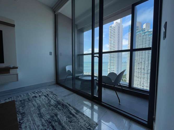 ALQUILER APARTAMENTO AMOBLADO EN AVENIDA BALBOA CON VISTA AL MAR - Imagen 4