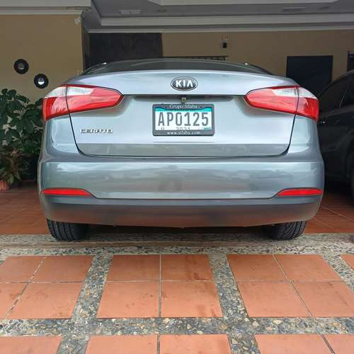 Vendo Kia Cerato 2015 - Imagen 9
