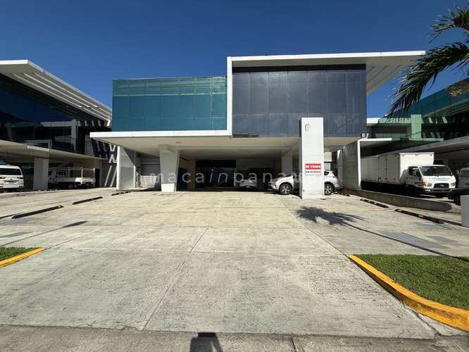 Vendo Propiedad compuesta por dos galeras de dos niveles en Panama Viejo Business Center, Parque Lefevre - Imagen 2