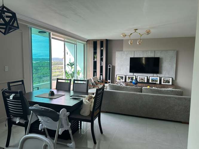 VENDO LINDO APARTAMENTO EN CLAYTON CON EXCELENTE VISTA - Imagen 4