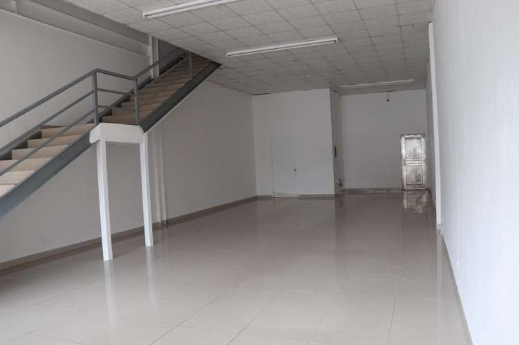 SE VENDE LOCAL  CERCA A LA GRAN ESTACIÓN  DE SAN MIGUELITO  - Imagen 4