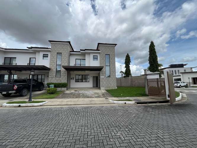 CASA EN VENTA EN COSTA SUR, COSTA LINDA