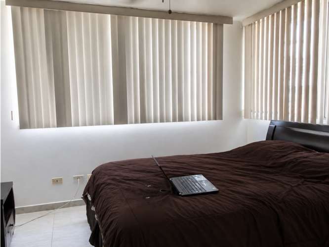 Alquiler de apartamento en Parque Lefevre