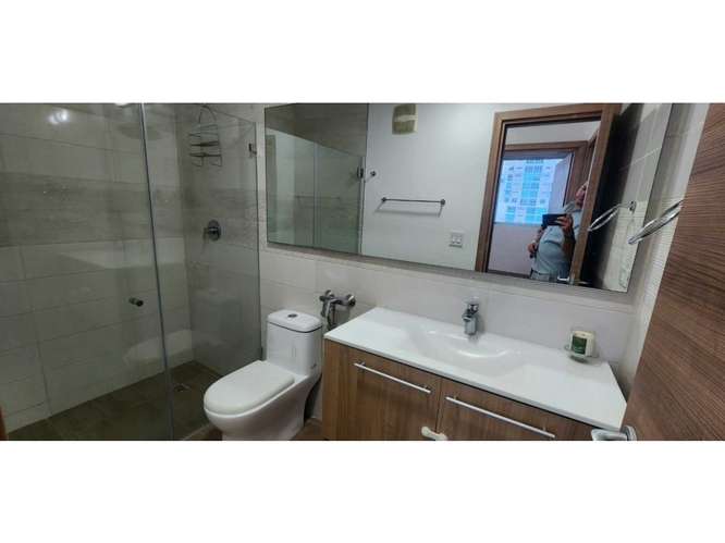 VENTA DE EXCLUSIVO APARTAMENTO EN BELLA VISTA - Imagen 9