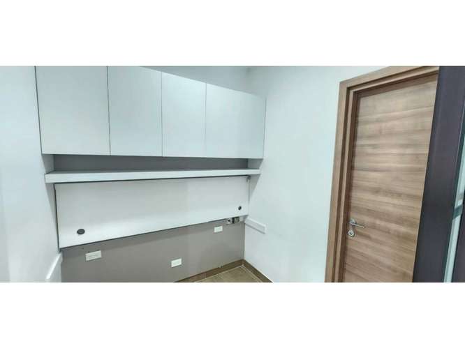 VENTA DE EXCLUSIVO APARTAMENTO EN BELLA VISTA - Imagen 8