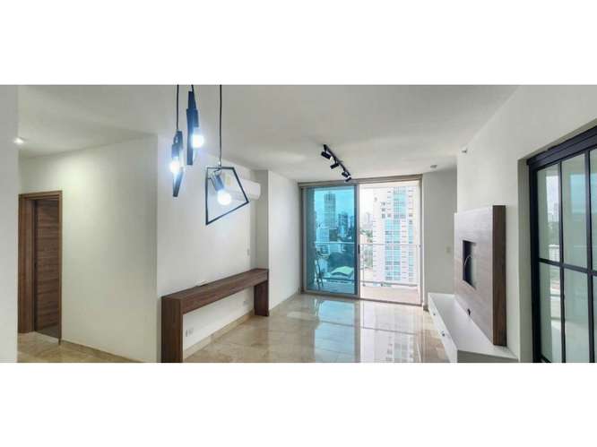VENTA DE EXCLUSIVO APARTAMENTO EN BELLA VISTA - Imagen 2